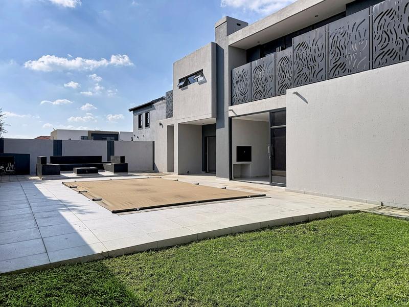 6 Bedroom Property for Sale in Six Fountains Residential Estate Gauteng