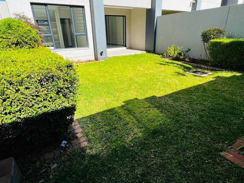 2 Bedroom Property for Sale in Fourways Gauteng