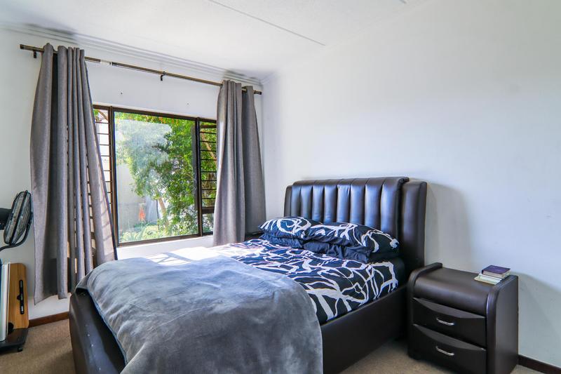 1 Bedroom Property for Sale in Lonehill Gauteng