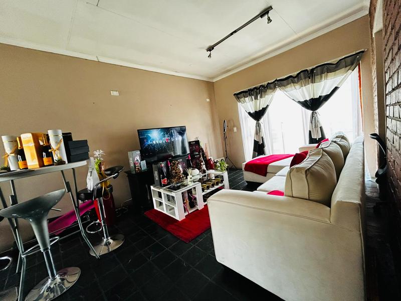 1 Bedroom Property for Sale in Carlswald Gauteng