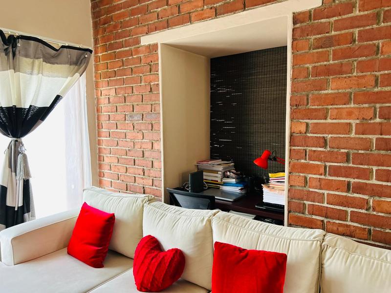 1 Bedroom Property for Sale in Carlswald Gauteng