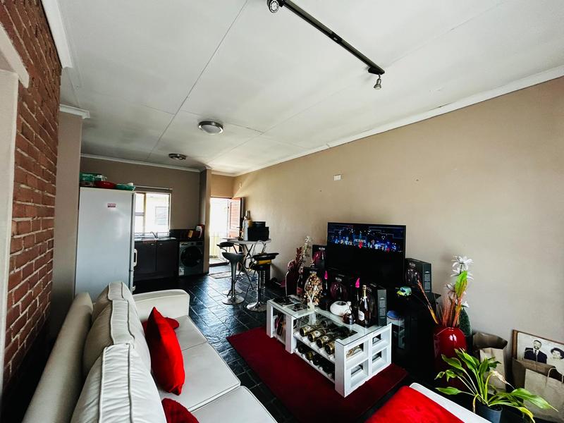 1 Bedroom Property for Sale in Carlswald Gauteng