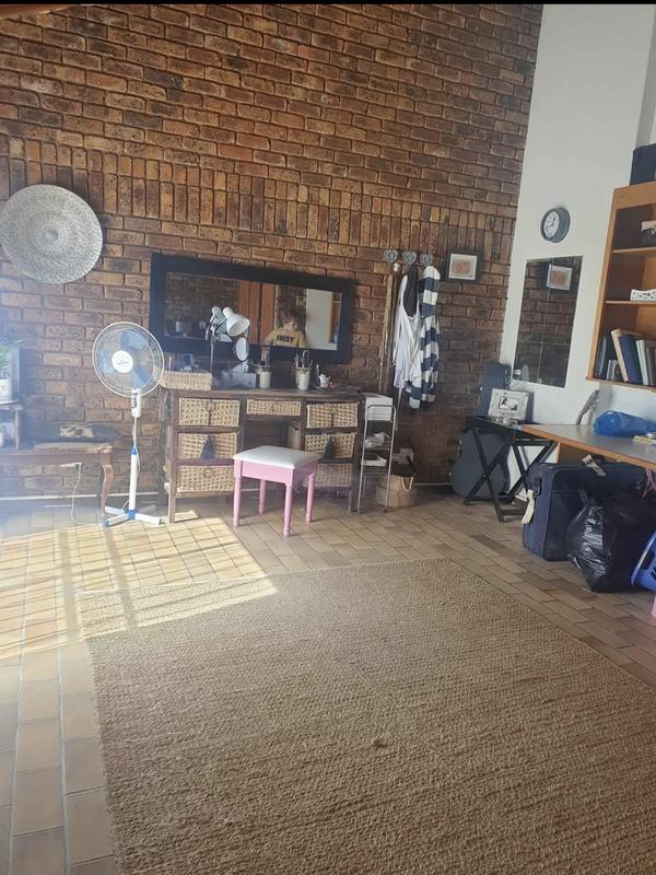 To Let 1 Bedroom Property for Rent in Silverton Gauteng