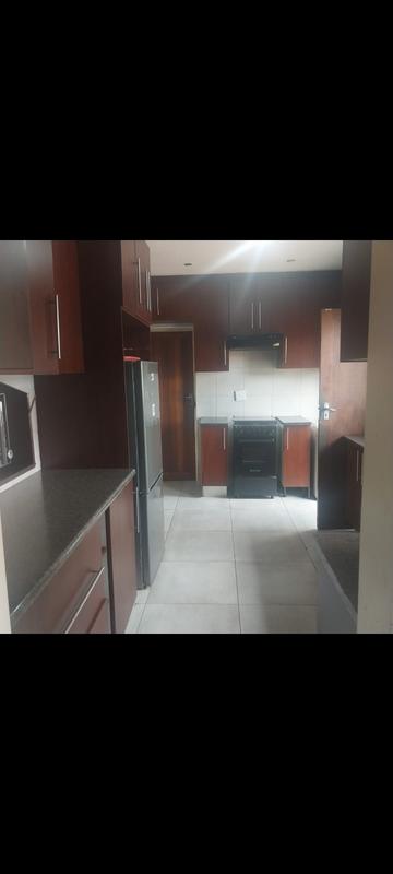 4 Bedroom Property for Sale in Rondebult Gauteng