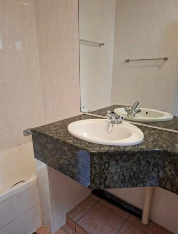 To Let 1 Bedroom Property for Rent in Illovo Gauteng