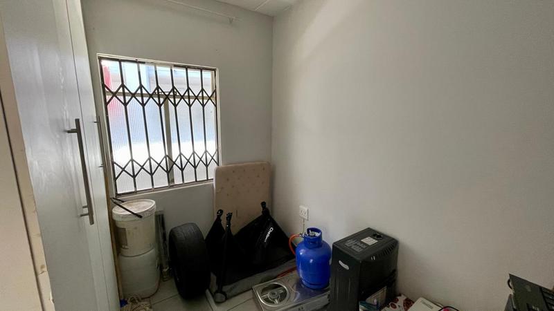 2 Bedroom Property for Sale in Fleurhof Gauteng