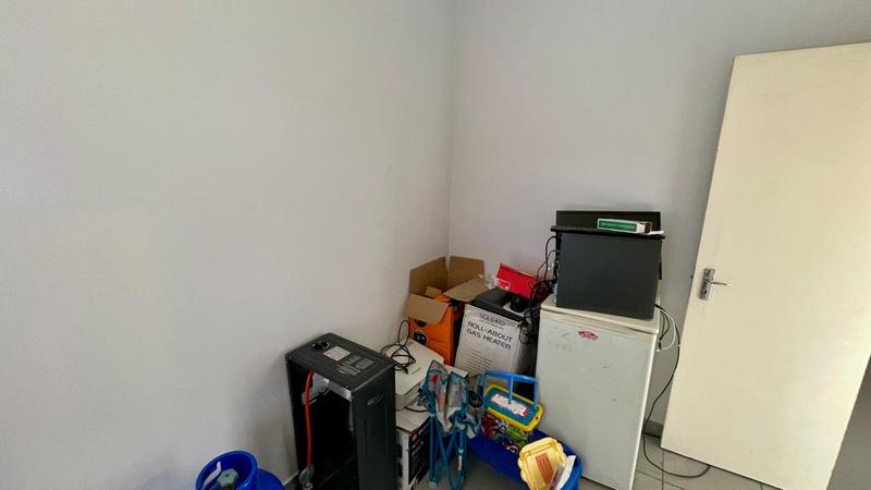 2 Bedroom Property for Sale in Fleurhof Gauteng