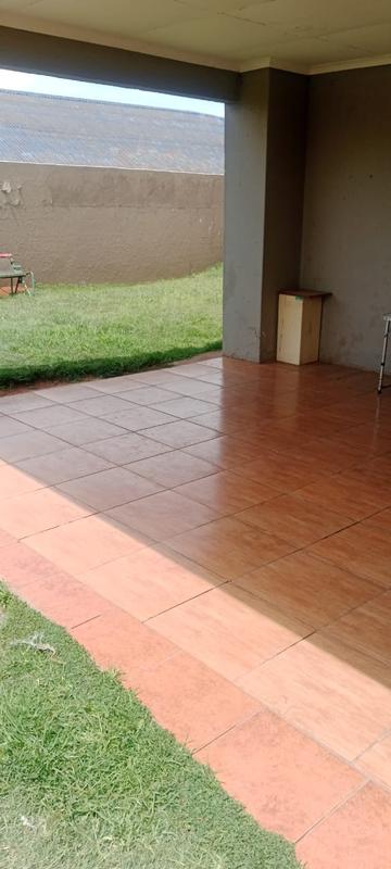 To Let 2 Bedroom Property for Rent in Likole Gauteng