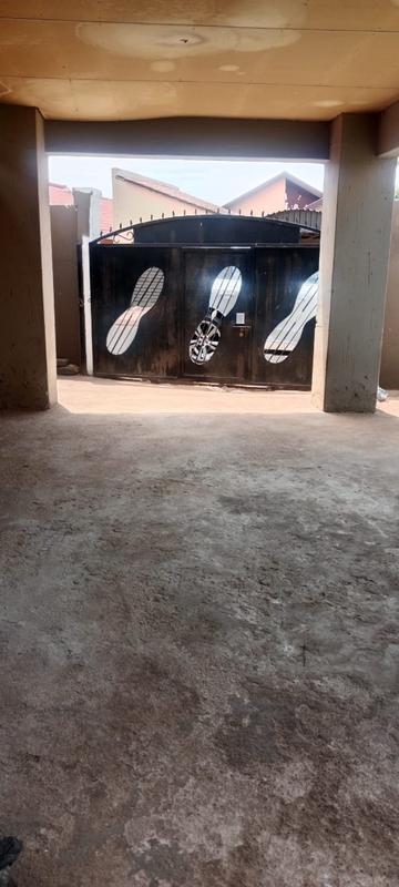 To Let 2 Bedroom Property for Rent in Likole Gauteng