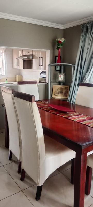 To Let 2 Bedroom Property for Rent in Likole Gauteng