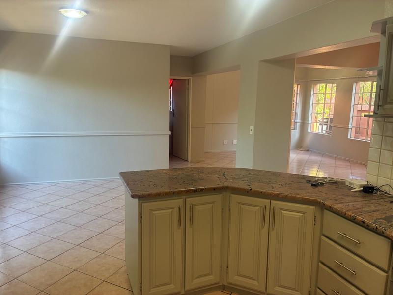 To Let 3 Bedroom Property for Rent in Waterkloof Ridge Gauteng