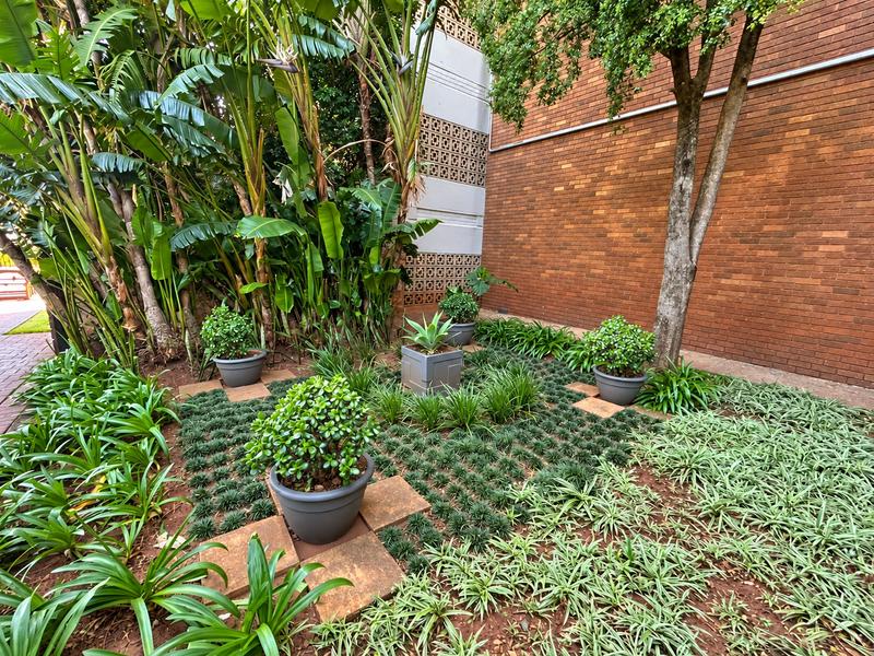 2 Bedroom Property for Sale in La Montagne Gauteng