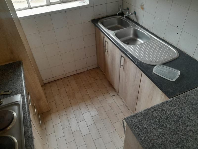 2 Bedroom Property for Sale in Yeoville Gauteng