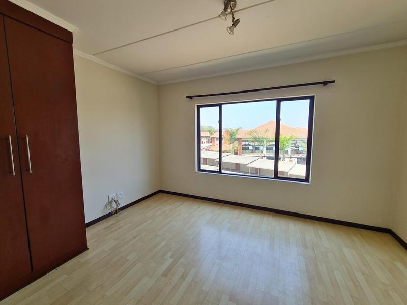 2 Bedroom Property for Sale in Sunninghill Gauteng