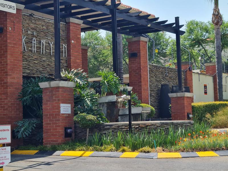2 Bedroom Property for Sale in Sunninghill Gauteng