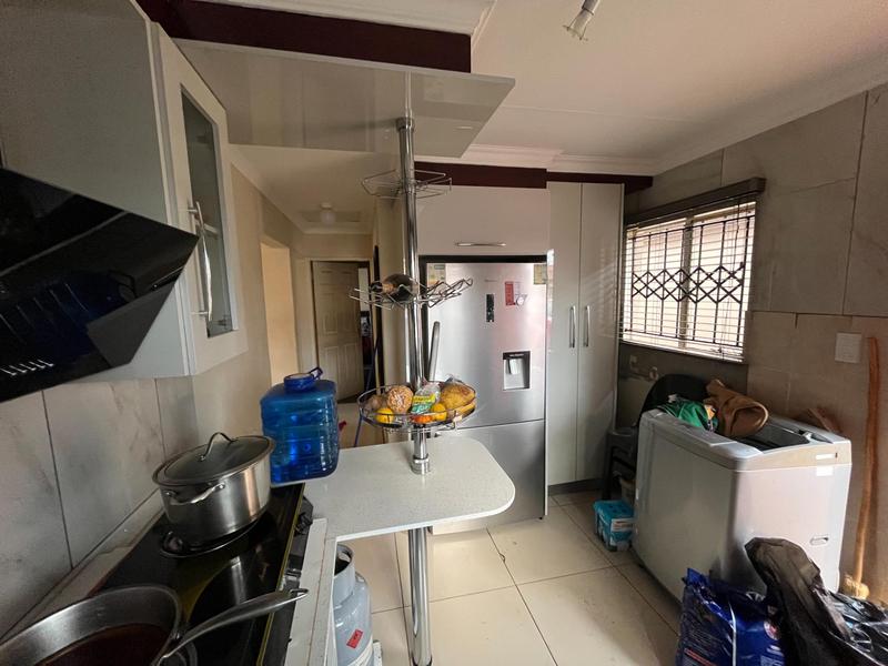 To Let 2 Bedroom Property for Rent in Pretoria North Gauteng