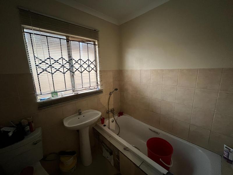 To Let 2 Bedroom Property for Rent in Pretoria North Gauteng