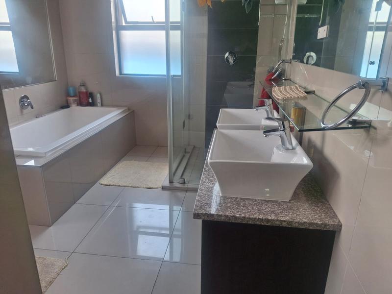 To Let 3 Bedroom Property for Rent in Vanderbijlpark SW 5 Gauteng