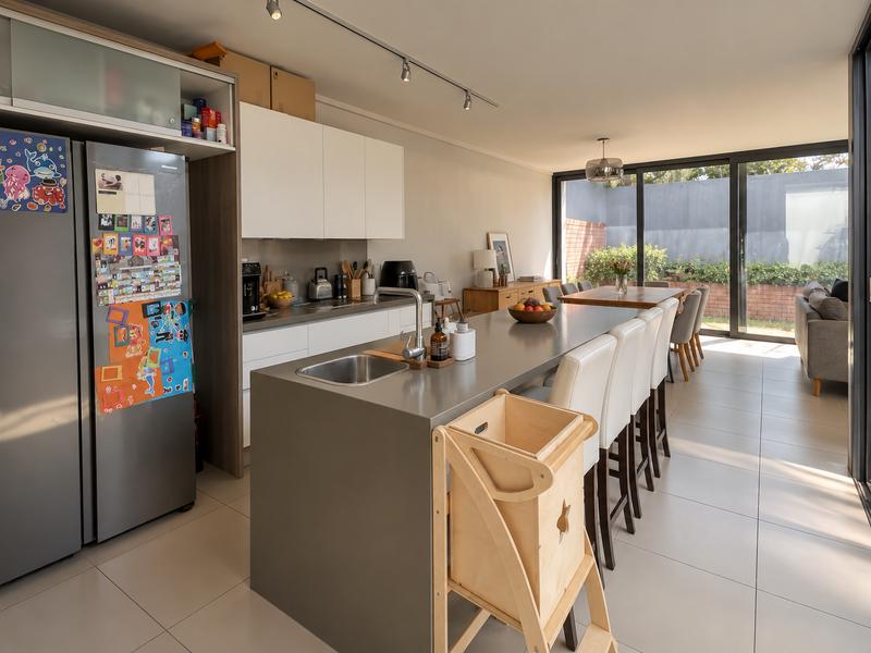 To Let 4 Bedroom Property for Rent in Waterkloof Ridge Gauteng