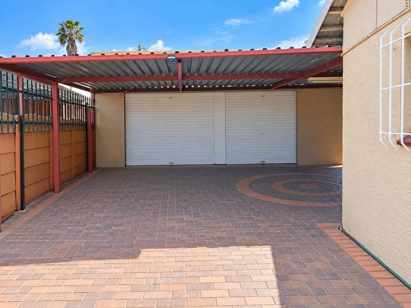 4 Bedroom Property for Sale in Van Dyk Park Gauteng