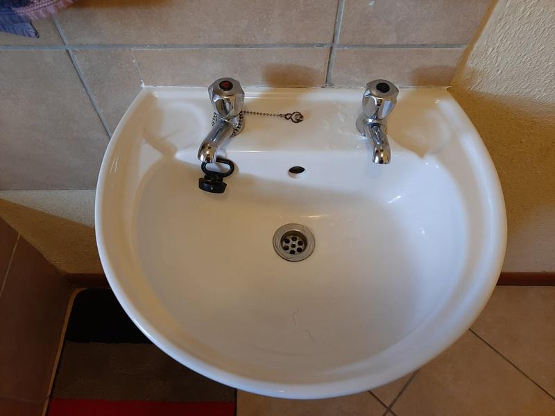 To Let 2 Bedroom Property for Rent in Olievenhoutbosch Gauteng