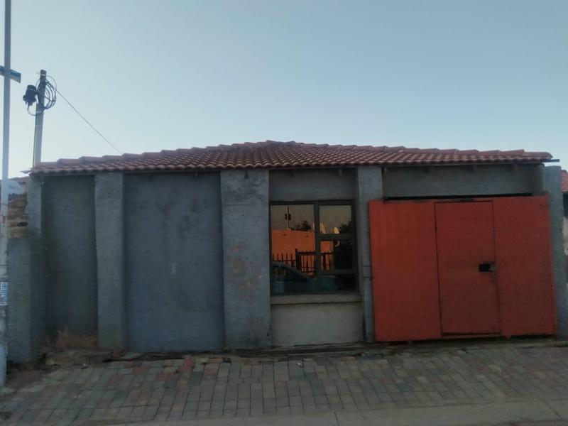 5 Bedroom Property for Sale in Olievenhoutbosch Gauteng