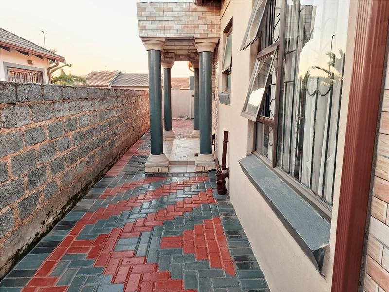 3 Bedroom Property for Sale in Alliance Gauteng