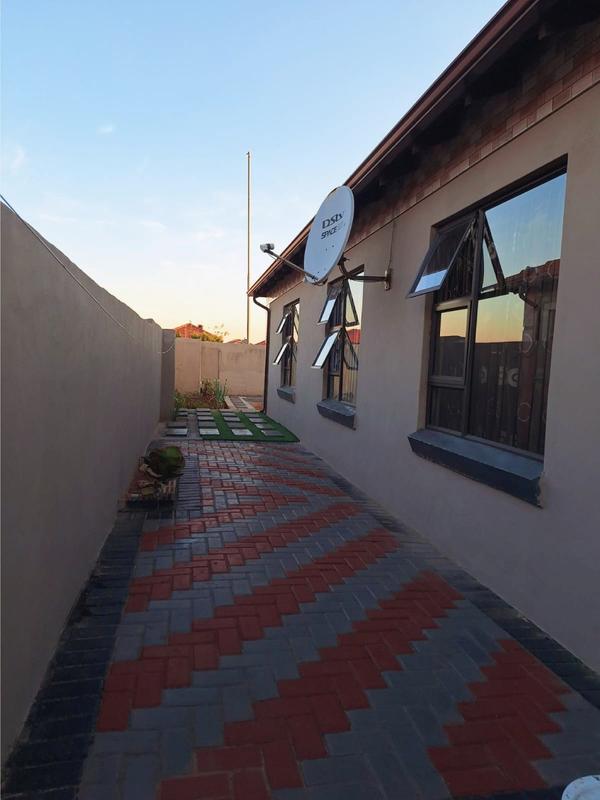 3 Bedroom Property for Sale in Alliance Gauteng