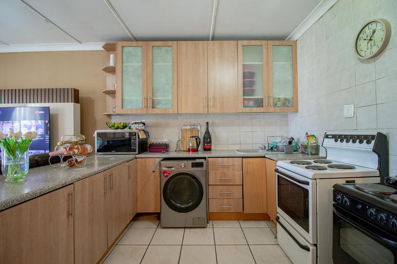 2 Bedroom Property for Sale in Eastleigh Gauteng
