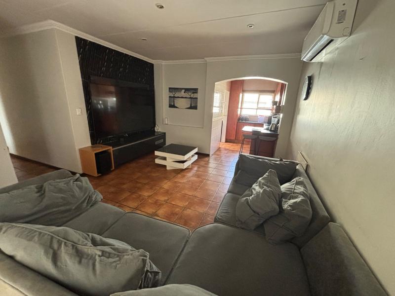 3 Bedroom Property for Sale in Magalieskruin Gauteng