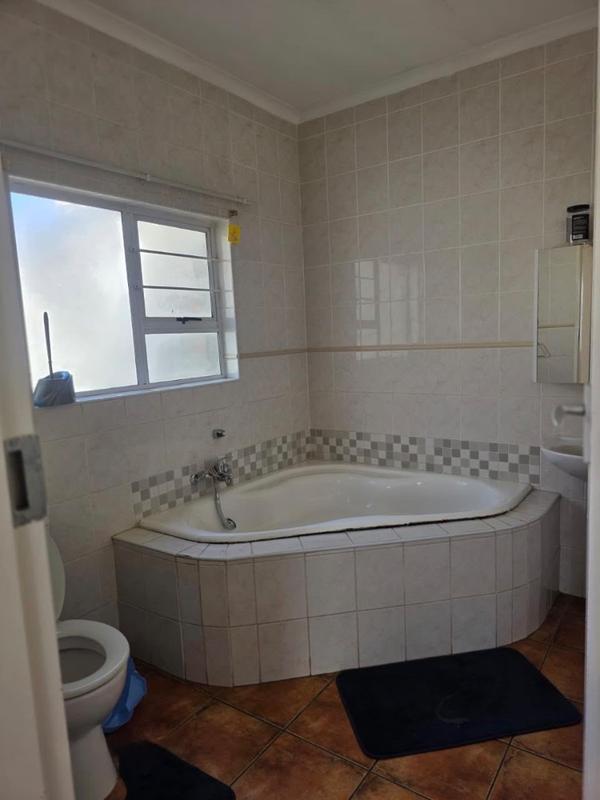 3 Bedroom Property for Sale in Magalieskruin Gauteng