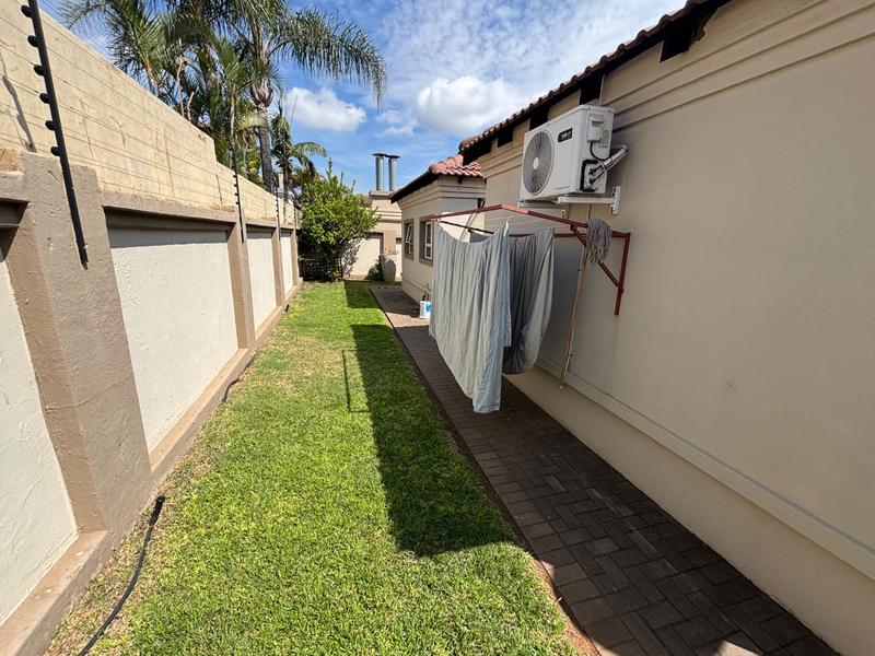 3 Bedroom Property for Sale in Magalieskruin Gauteng