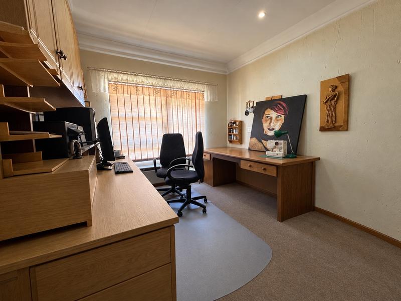 3 Bedroom Property for Sale in Kenleaf Gauteng