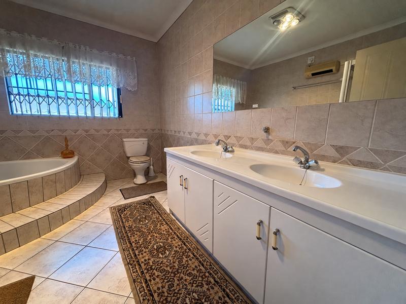 3 Bedroom Property for Sale in Kenleaf Gauteng