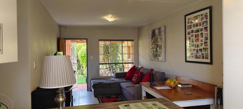 To Let 3 Bedroom Property for Rent in Farrarmere Gauteng