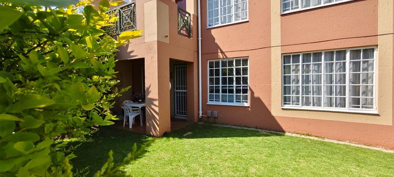 To Let 3 Bedroom Property for Rent in Farrarmere Gauteng