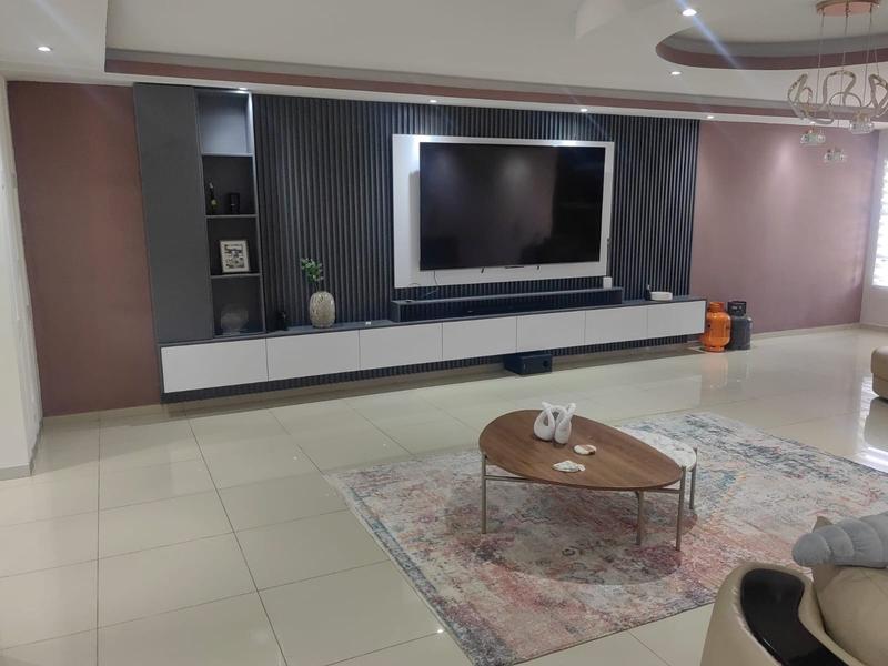 5 Bedroom Property for Sale in Theresa Park Gauteng