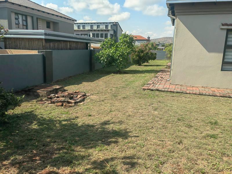 5 Bedroom Property for Sale in Theresa Park Gauteng
