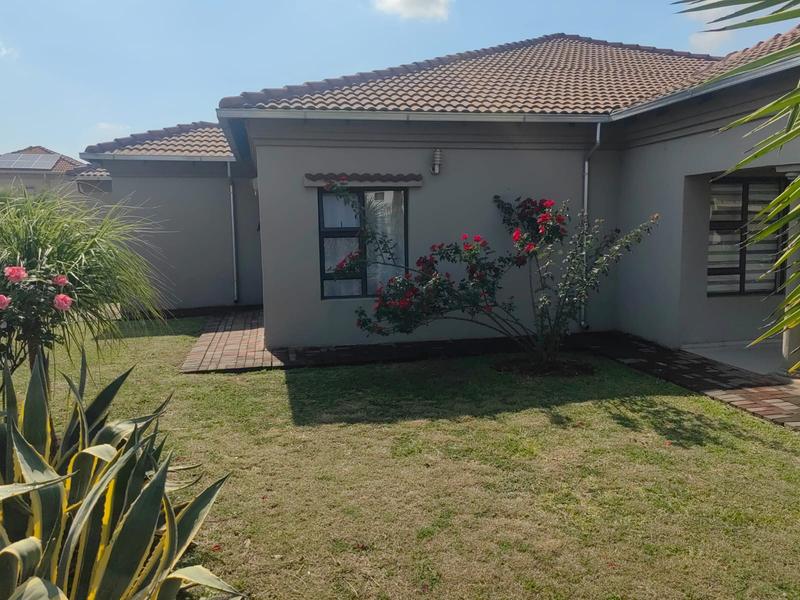 5 Bedroom Property for Sale in Theresa Park Gauteng