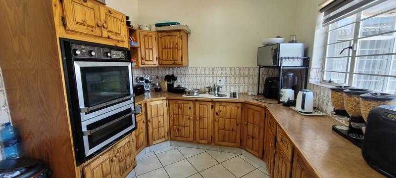 2 Bedroom Property for Sale in Brackenhurst Gauteng