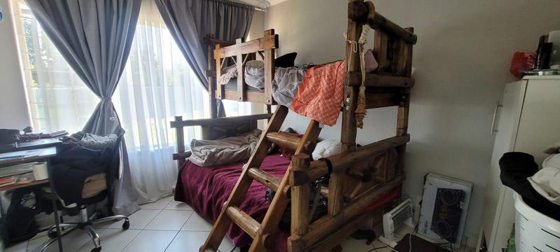 2 Bedroom Property for Sale in Brackenhurst Gauteng