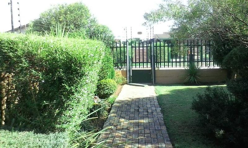 To Let 3 Bedroom Property for Rent in Riversdale Gauteng