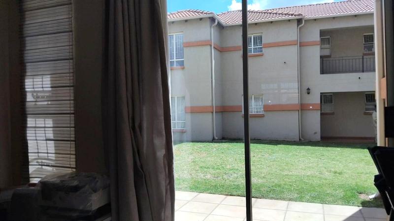 2 Bedroom Property for Sale in Ormonde Gauteng