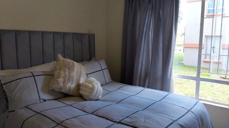 2 Bedroom Property for Sale in Ormonde Gauteng