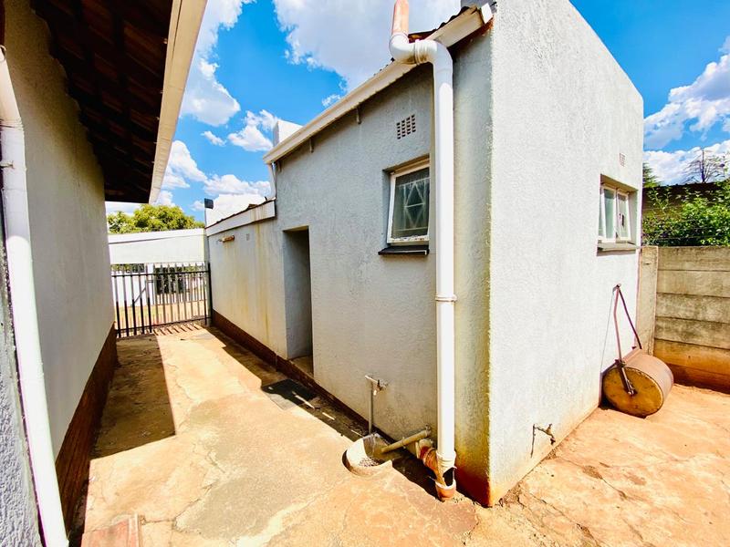 3 Bedroom Property for Sale in Witpoortjie Gauteng