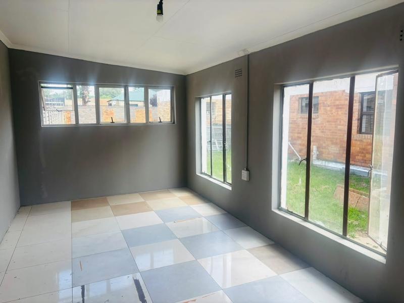 To Let 1 Bedroom Property for Rent in Florida Gauteng