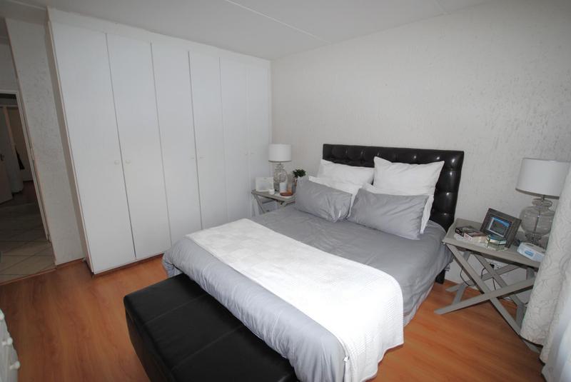 To Let 2 Bedroom Property for Rent in Paulshof Gauteng