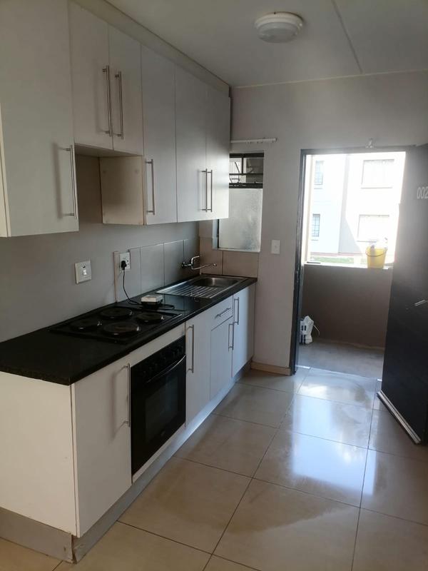 2 Bedroom Property for Sale in Fleurhof Gauteng