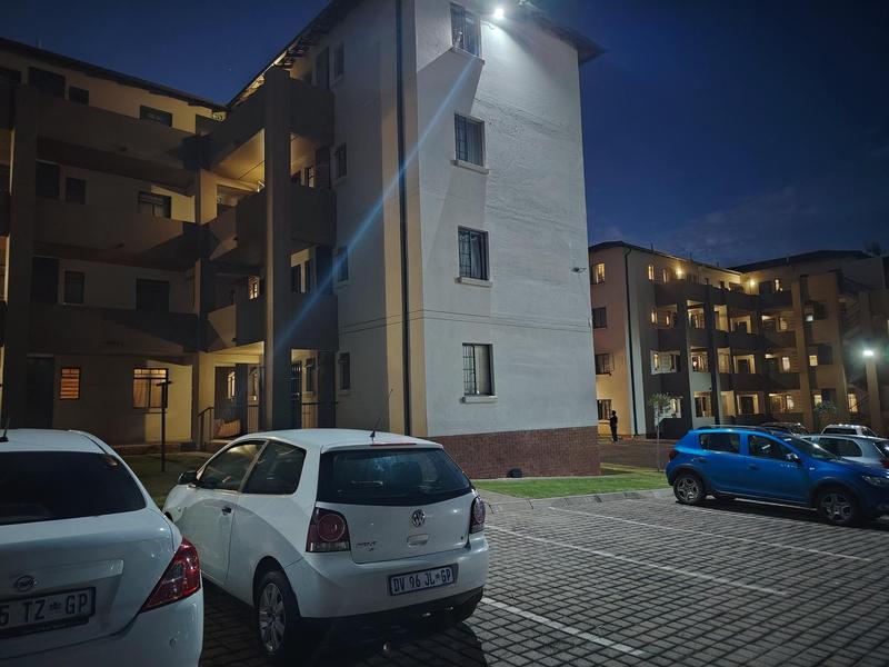 2 Bedroom Property for Sale in Fleurhof Gauteng