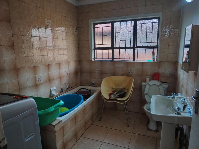 3 Bedroom Property for Sale in Moroka Gauteng